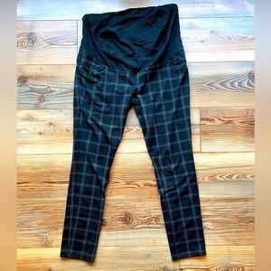Ponte Maternity Pants (L)